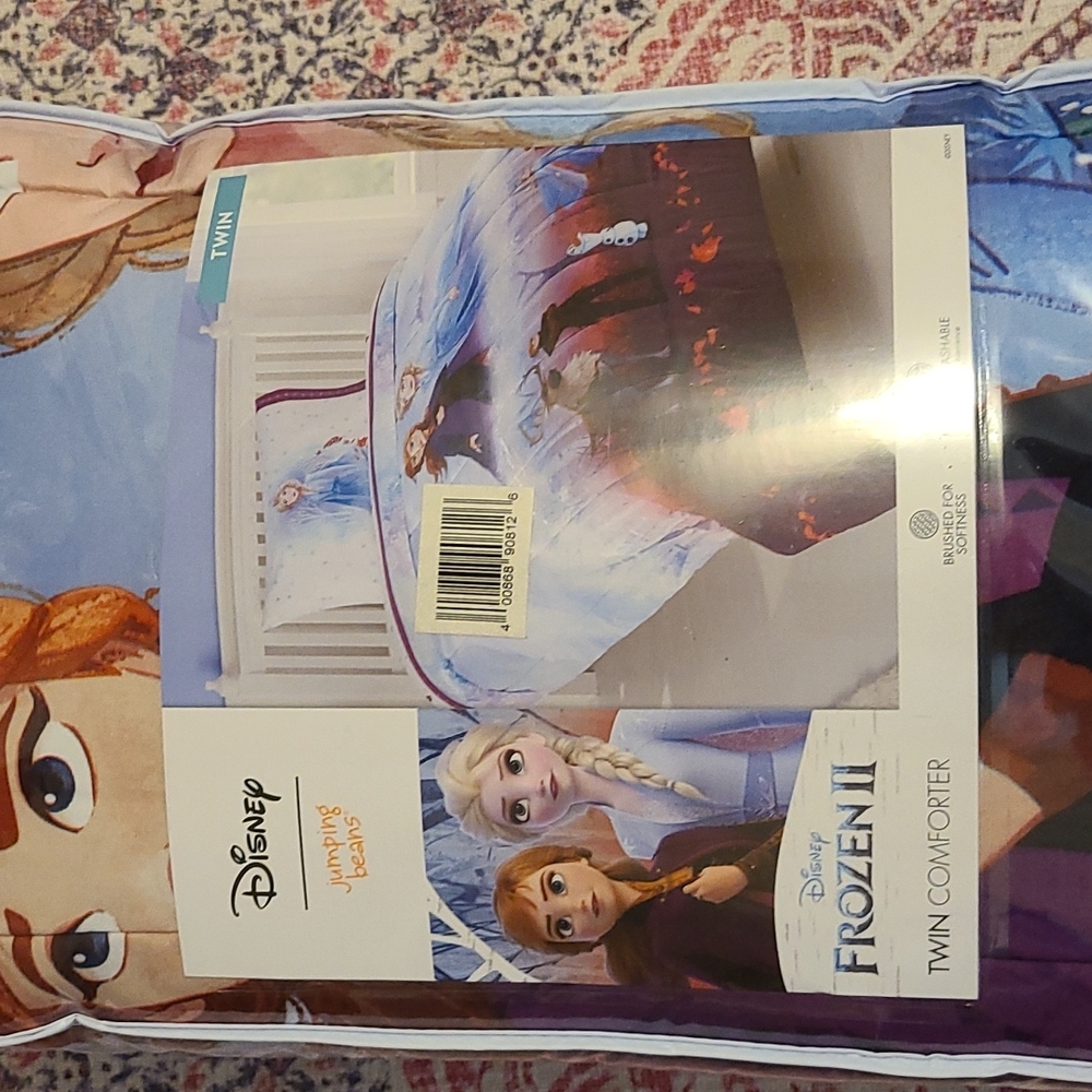 Disney Frozen twin comforter